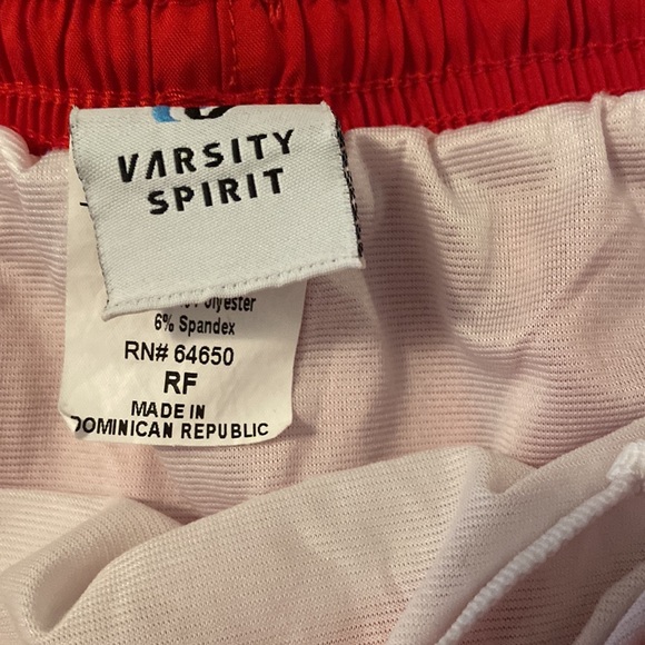 Varsity shorts, L, never worn - Picture 2 of 3